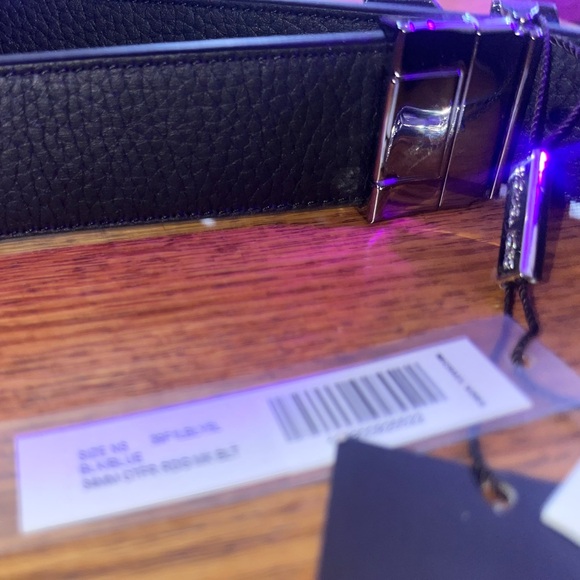 Men’s Black & Blue Micheal Kors reversible belt - Picture 5 of 8